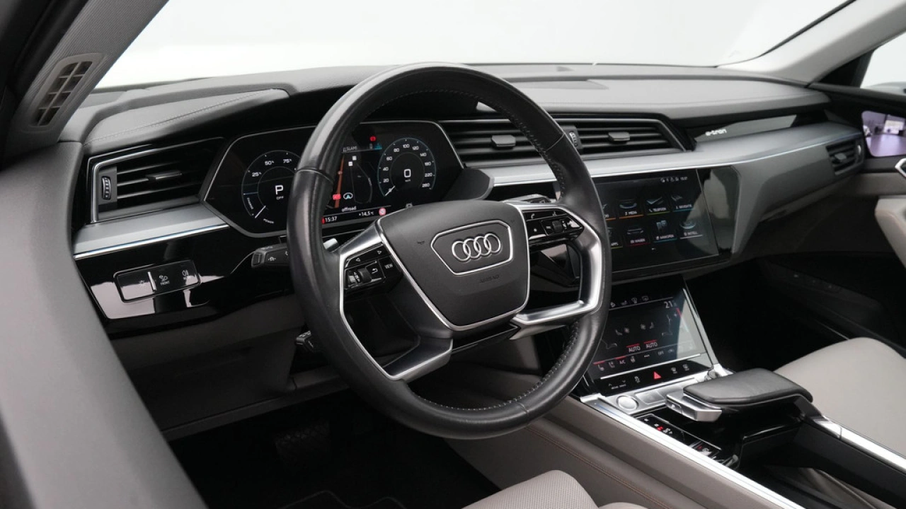 Audi e-tron 55 quattro 408pk advanced Pro Line Plus 95 kWh