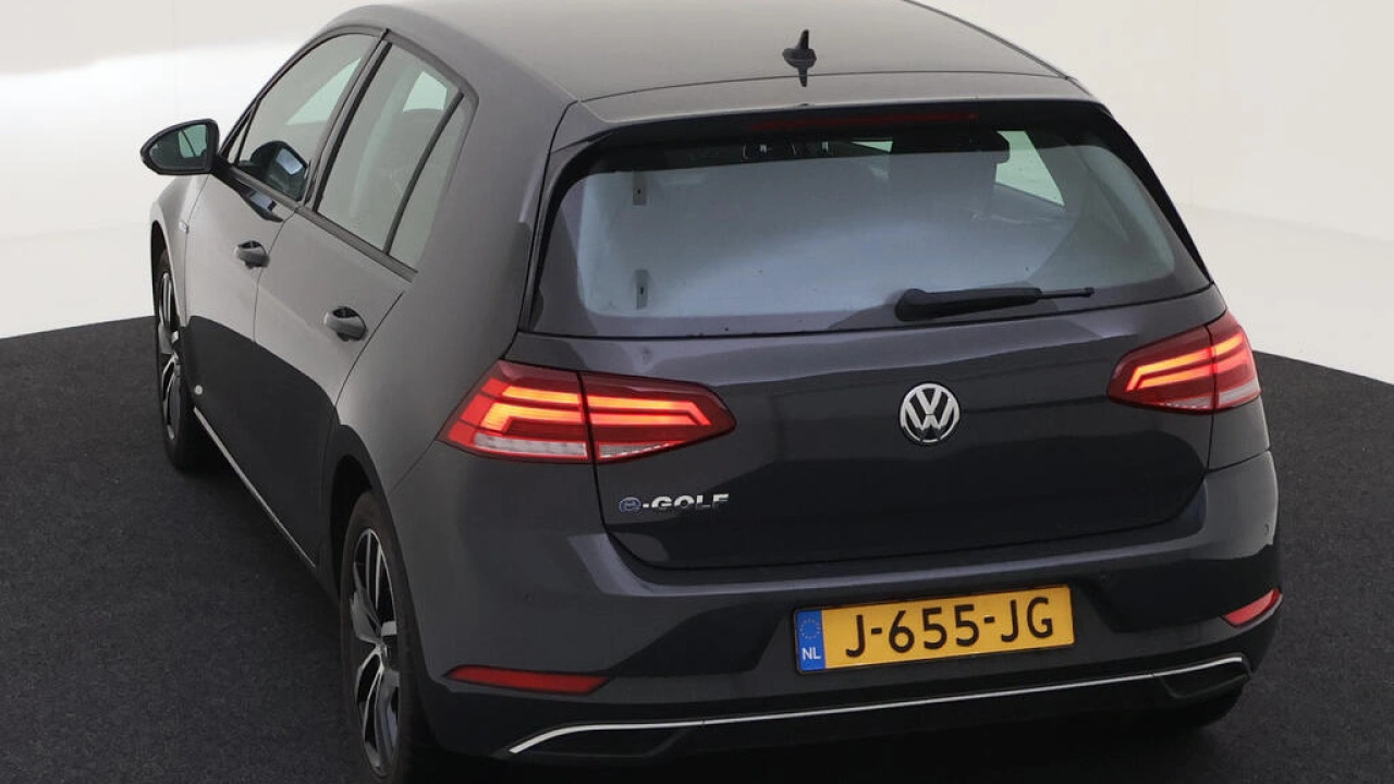 Volkswagen e-Golf E-DITION 36kW 136pk Navigatie Carplay