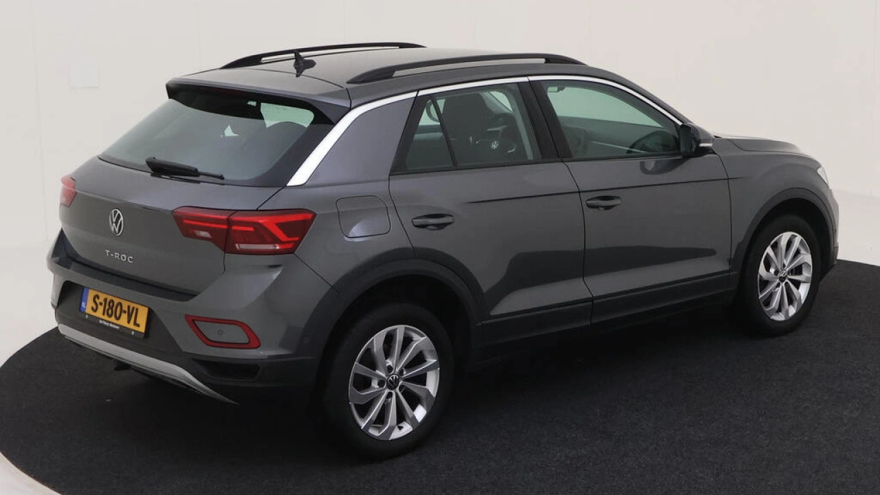 Volkswagen T-Roc 1.0 TSI 110pk Life Climatronic Trekhaak Climatronic