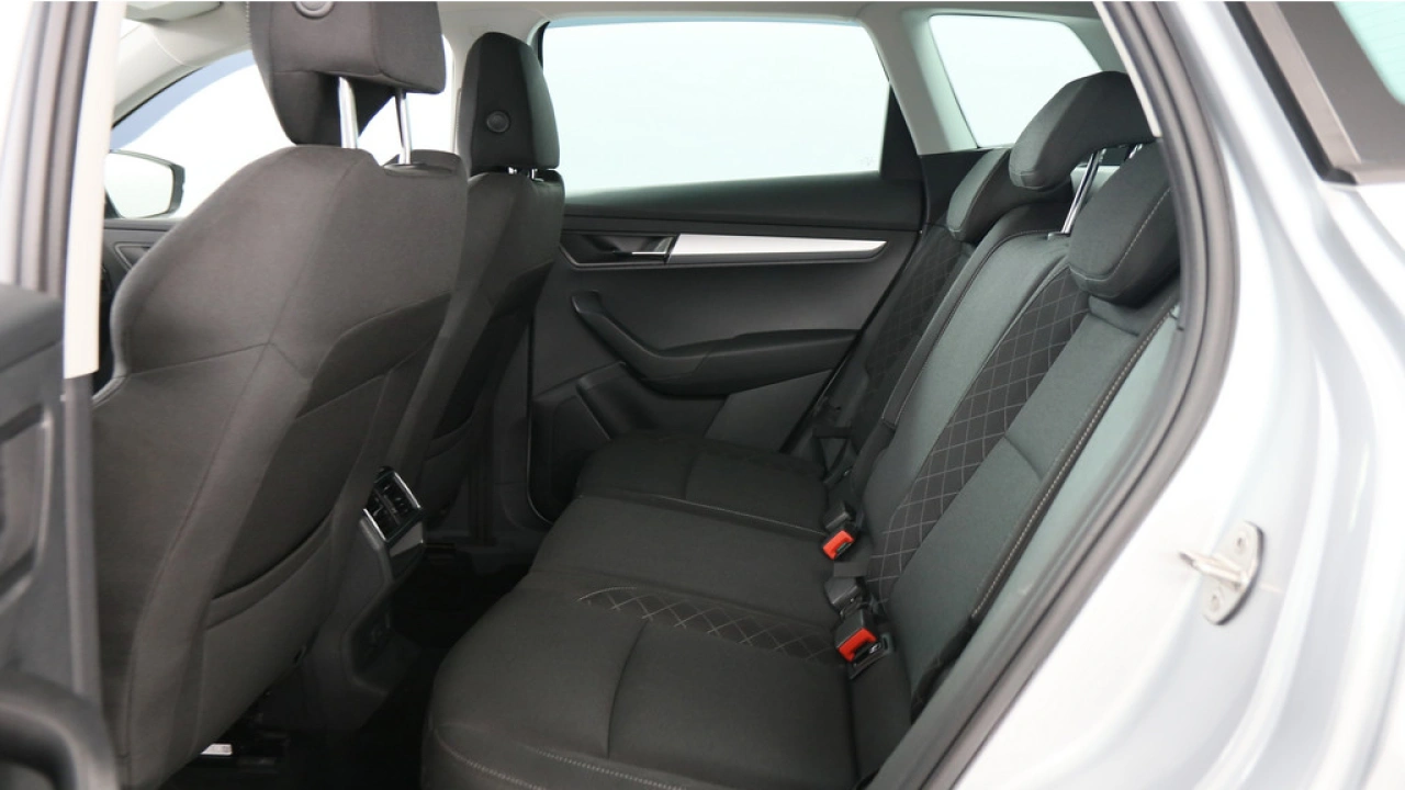 Škoda Karoq 1.5 TSI 150pk ACT Ambition Business