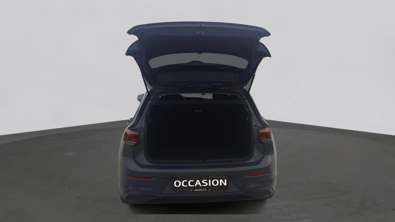 Volkswagen Golf 1.0 TSI Life Business | Camera | Ergo stoelen | Navigatie | App Connect