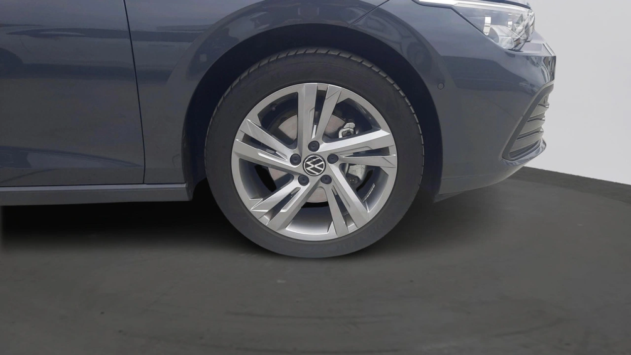 Volkswagen Golf 1.0 TSI Life Business | Camera | Ergo stoelen | Navigatie | App Connect