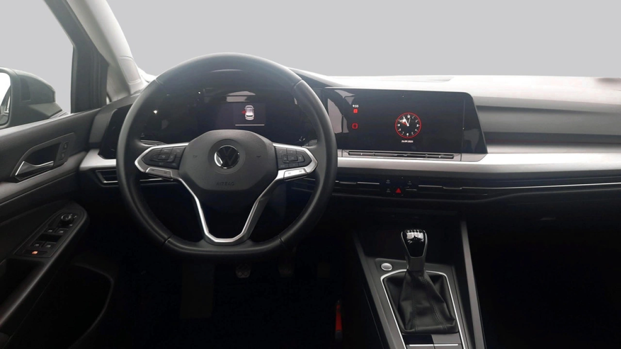 Volkswagen Golf 1.0 TSI Life Business | Camera | Ergo stoelen | Navigatie | App Connect