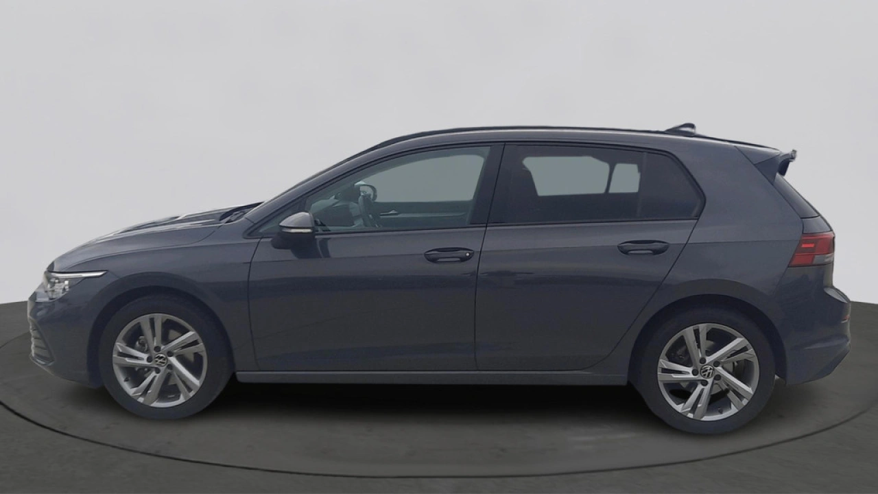 Volkswagen Golf 1.0 TSI Life Business | Camera | Ergo stoelen | Navigatie | App Connect
