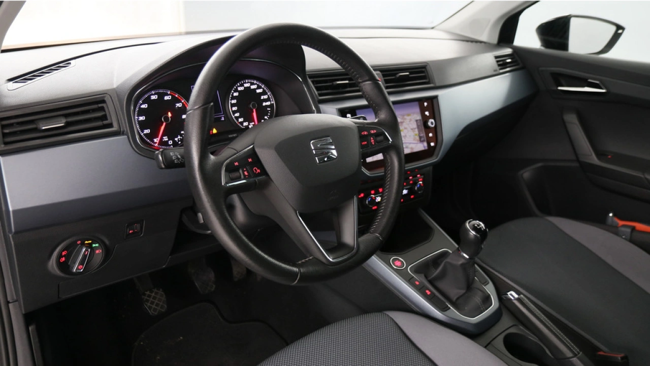 SEAT Arona 1.0 TSI 95pk Style Business Intense