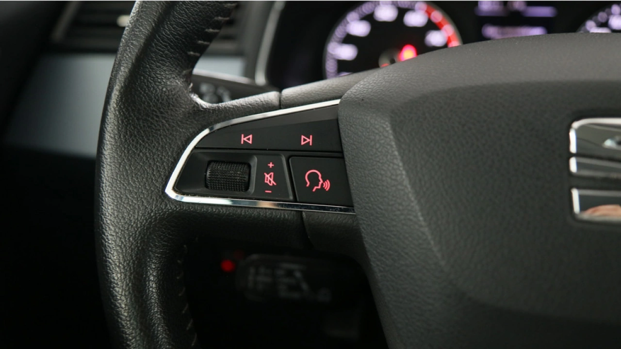 SEAT Arona 1.0 TSI 95pk Style Business Intense