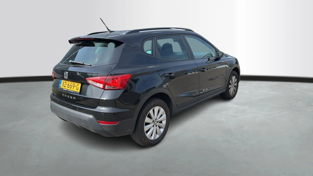SEAT Arona 1.0 TSI 95pk Style Business Intense