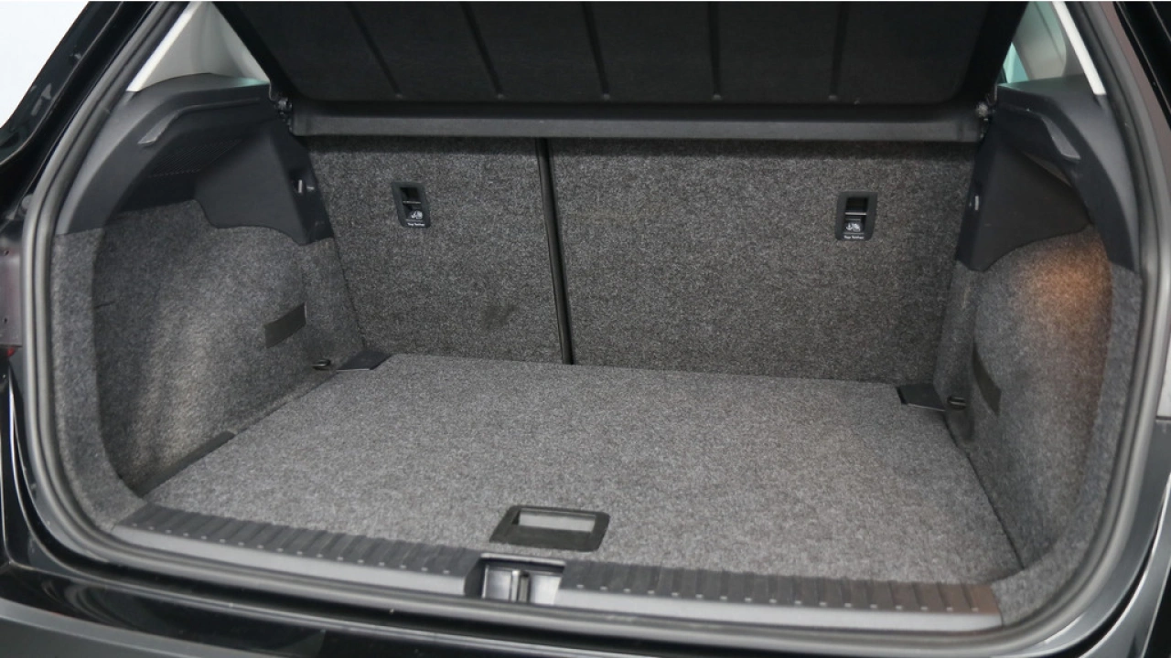 SEAT Arona 1.0 TSI 95pk Style Business Intense