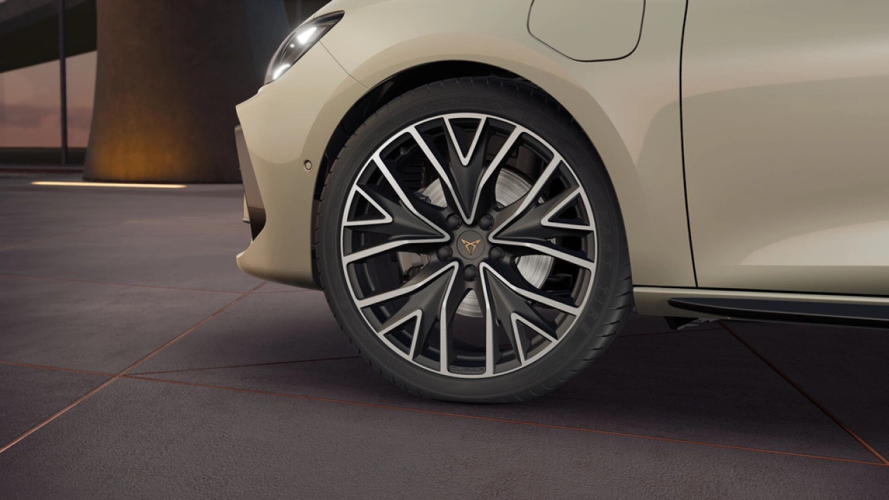 CUPRA Leon 1.5 TSI e-Hybrid 204 6DSG Business