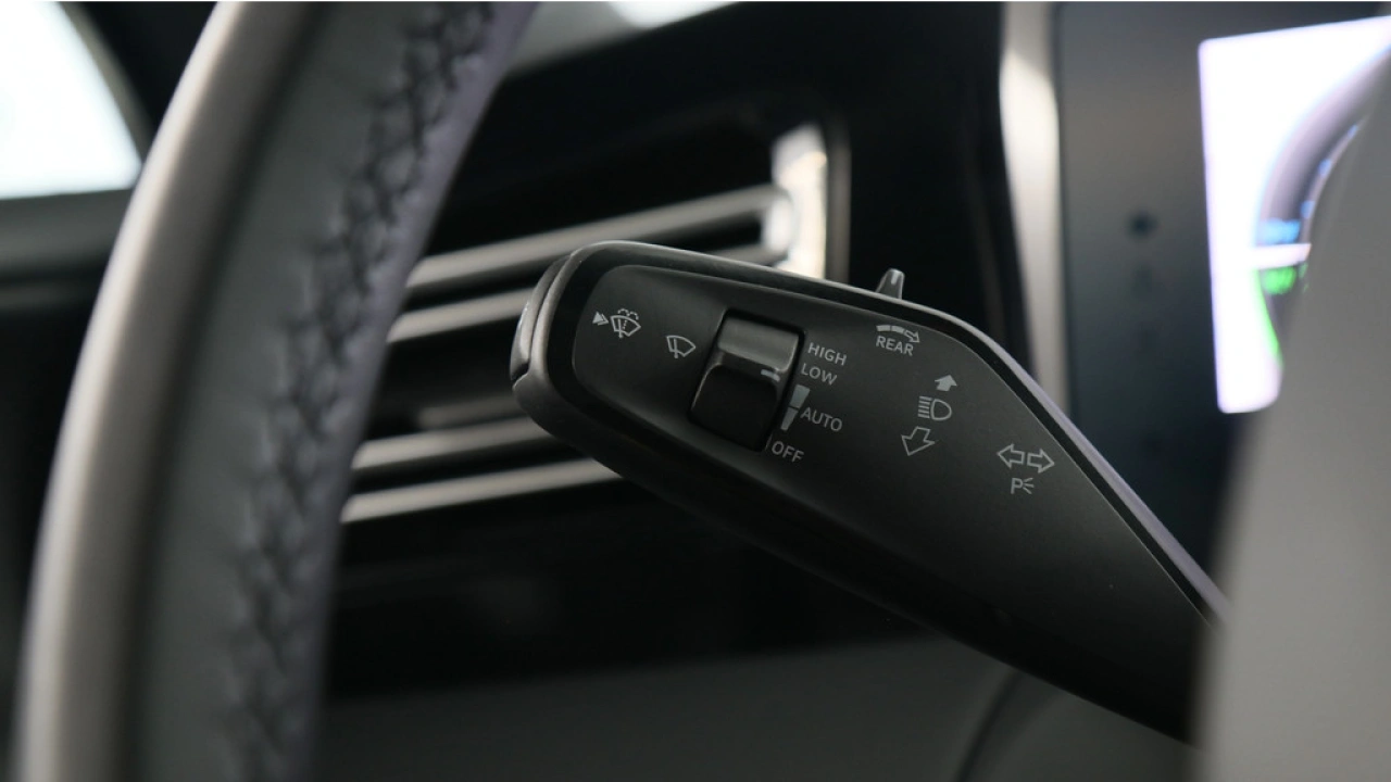 Volkswagen Tiguan 1.5 eHybrid 272pk R-Line Edition PHEV DSG / Panoramadak / 350 Camera / Trekhaak