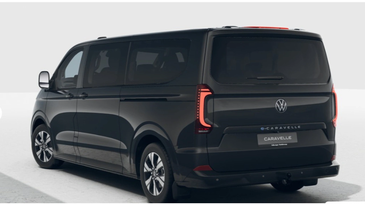 VW Bedrijfswagens e-Caravelle L2H1 64kWh 286pk RWD Style