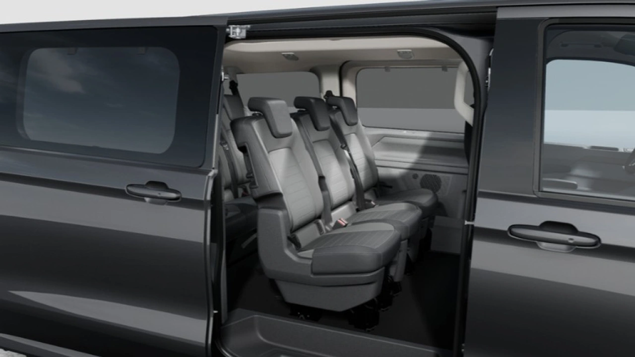 VW Bedrijfswagens e-Caravelle L2H1 64kWh 286pk RWD Style