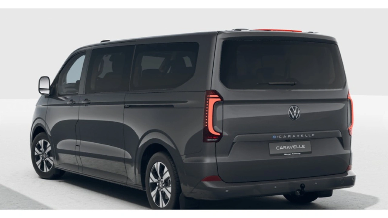 VW Bedrijfswagens e-Caravelle L2H1 64kWh 286pk RWD Style