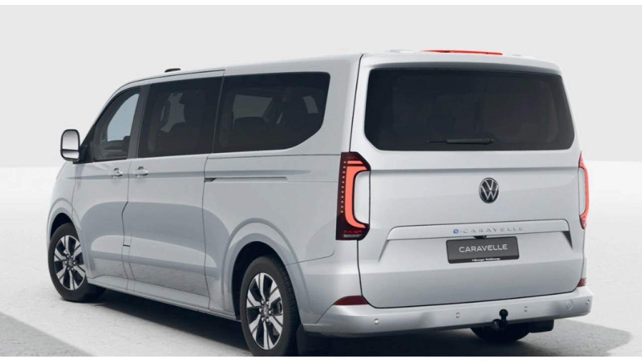 VW Bedrijfswagens e-Caravelle L2H1 64kWh 286pk RWD Style