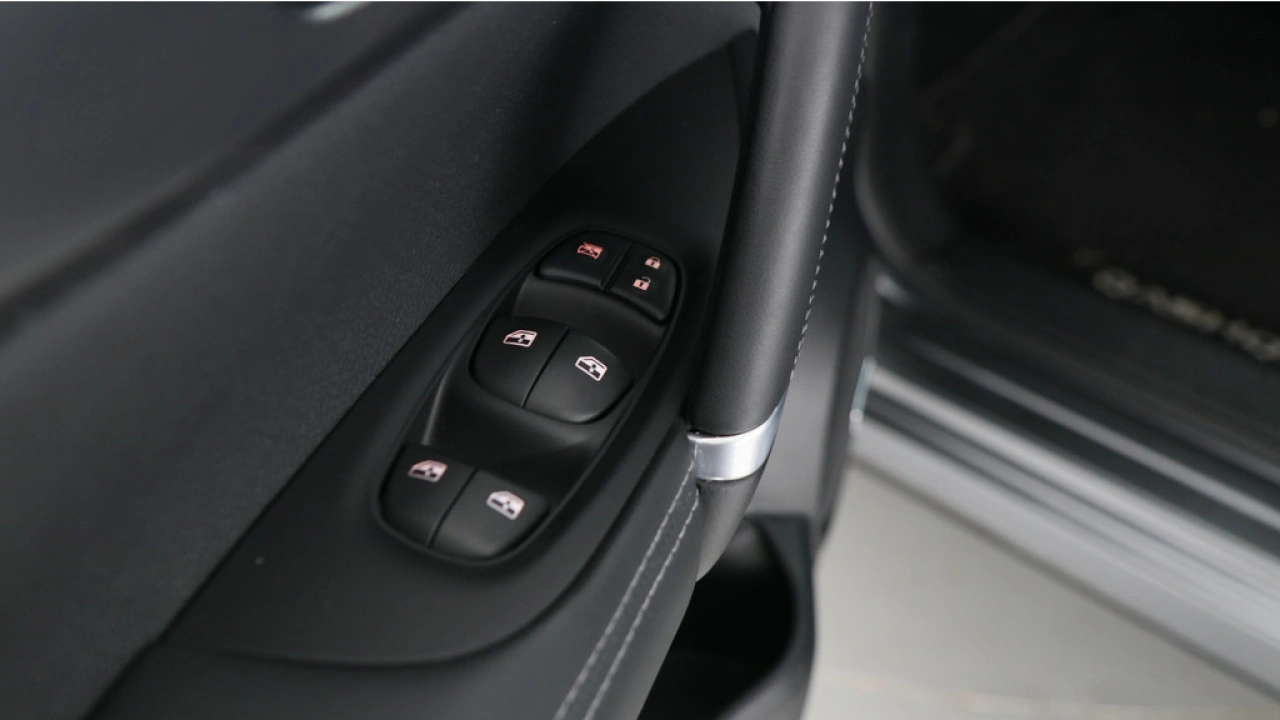 Nissan QASHQAI 1.2 Tekna +