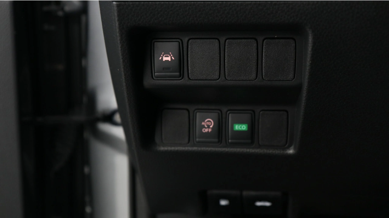 Nissan QASHQAI 1.2 Tekna +