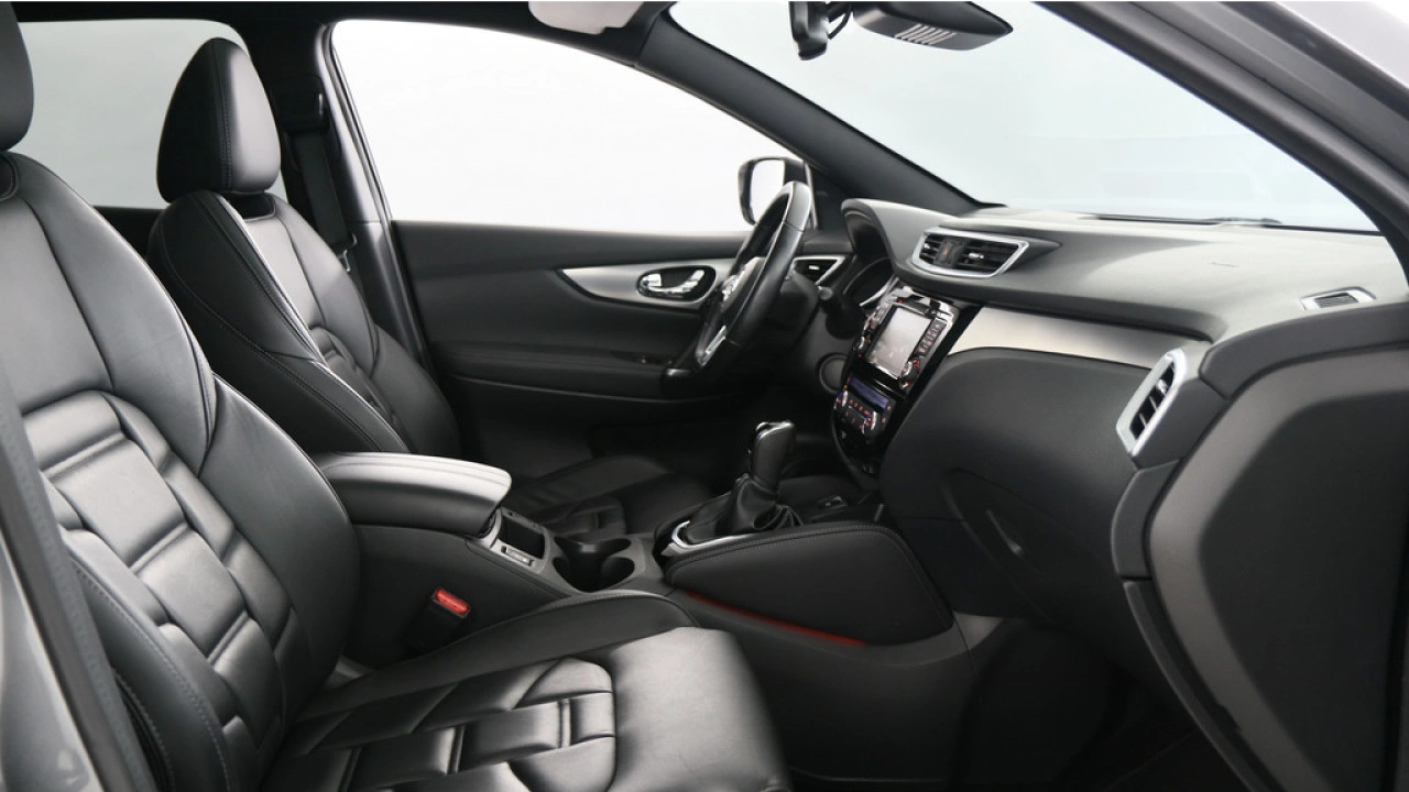 Nissan QASHQAI 1.2 Tekna +