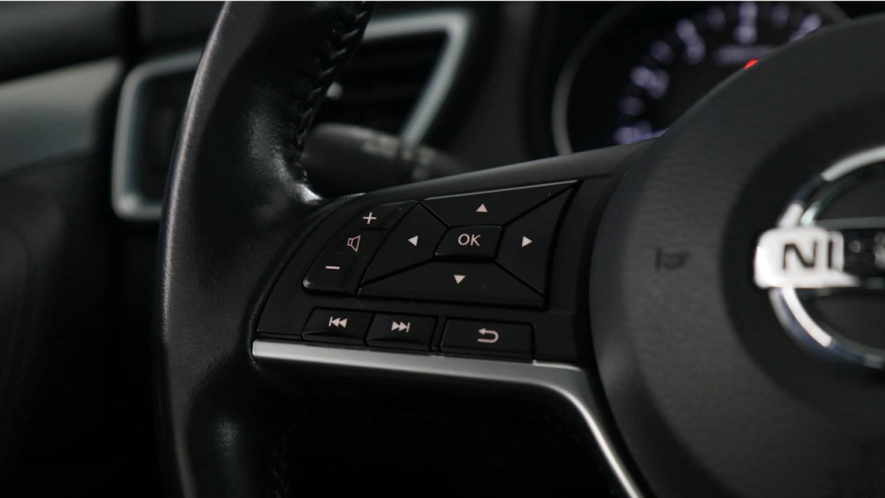 Nissan QASHQAI 1.2 Tekna +