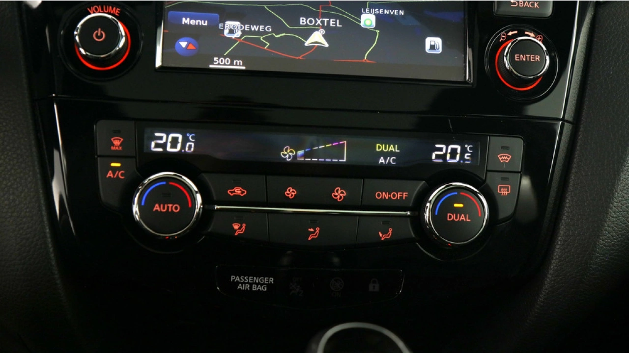 Nissan QASHQAI 1.2 Tekna +