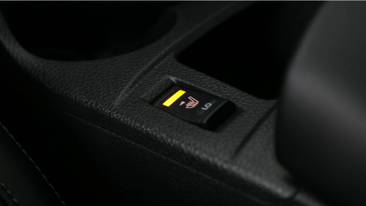 Nissan QASHQAI 1.2 Tekna +