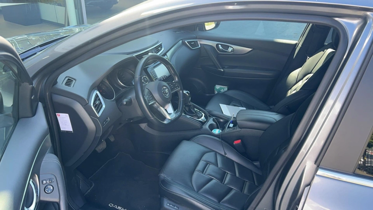 Nissan QASHQAI 1.2 Tekna +