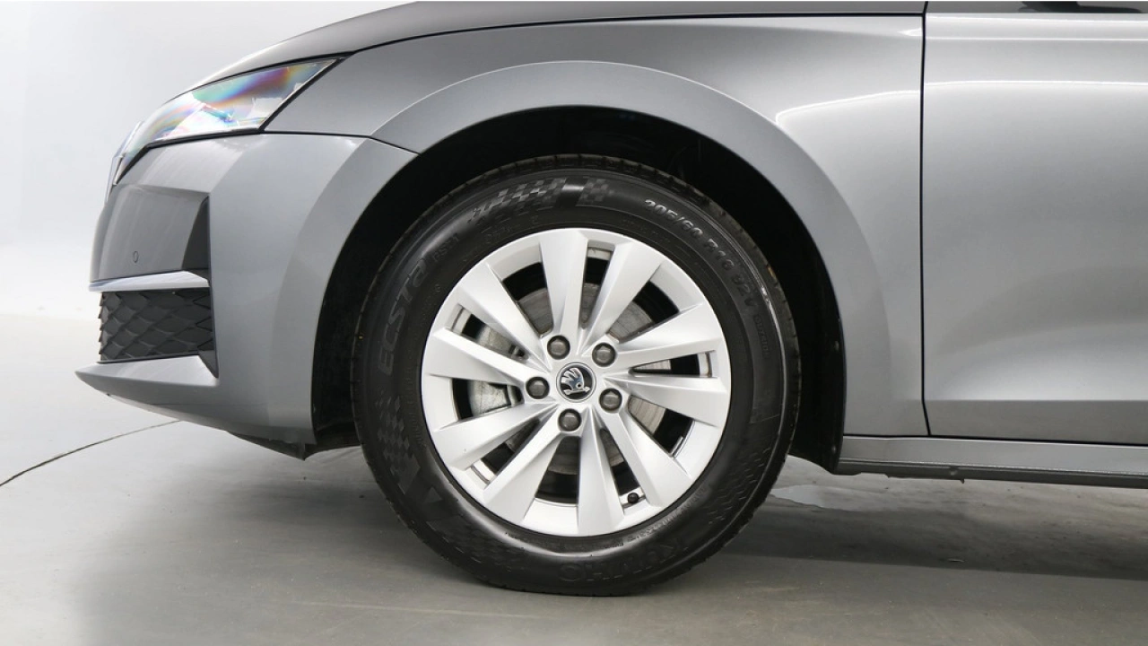 Škoda Octavia Combi 1.5 TSI 115pk MHEV Business Edition DSG