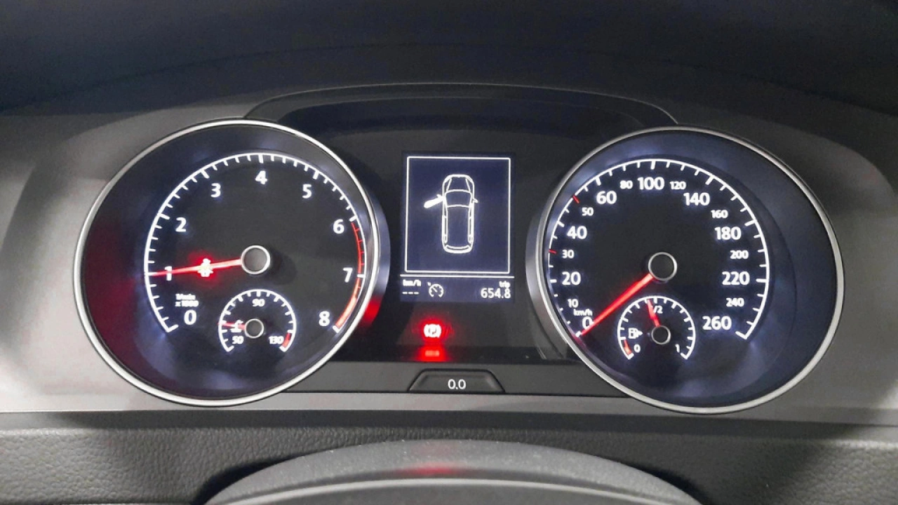 Volkswagen GOLF Variant 1.0 TSI 115pk | Executive | Navigatie | Alarm | Cruise Control |