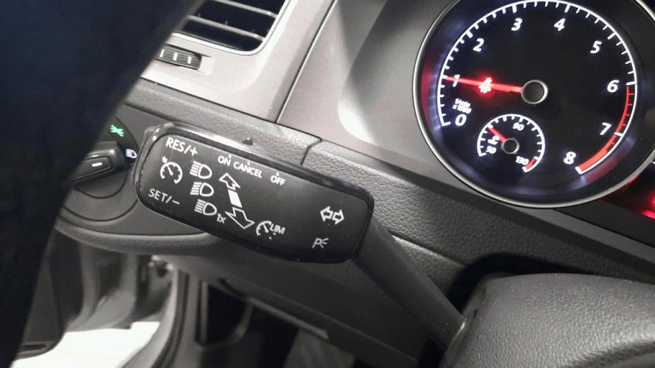 Volkswagen GOLF Variant 1.0 TSI 115pk | Executive | Navigatie | Alarm | Cruise Control |