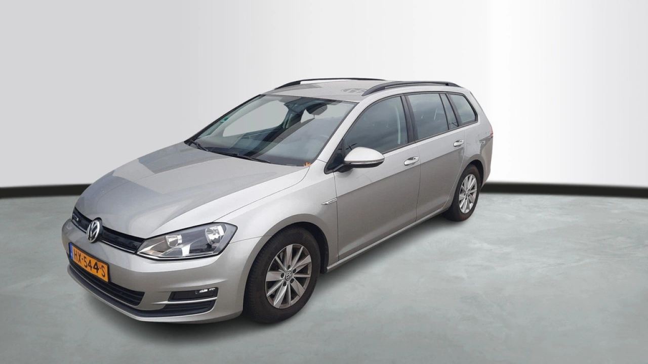 Volkswagen GOLF Variant 1.0 TSI 115pk | Executive | Navigatie | Alarm | Cruise Control |