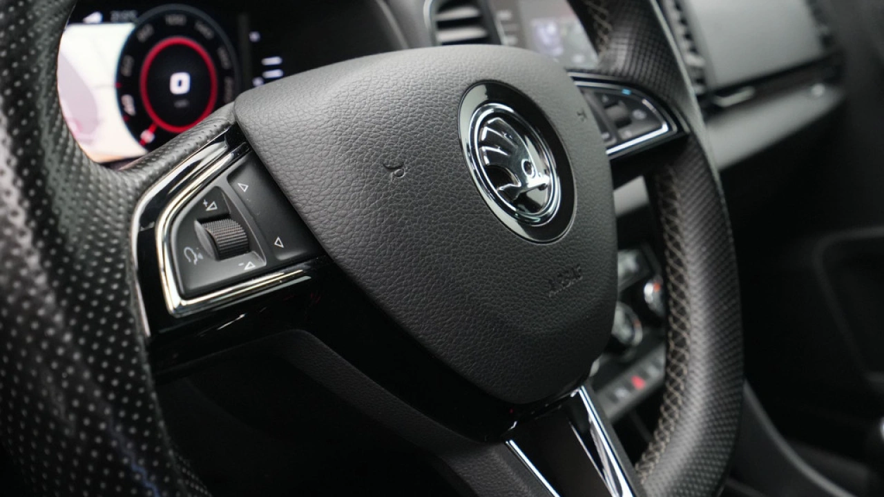 Škoda Karoq 1.5 TSI ACT 150pk Sportline Business