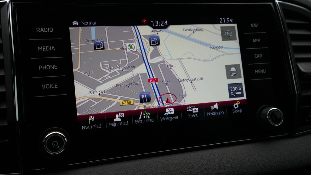 Škoda Karoq 1.5 TSI ACT 150pk Sportline Business