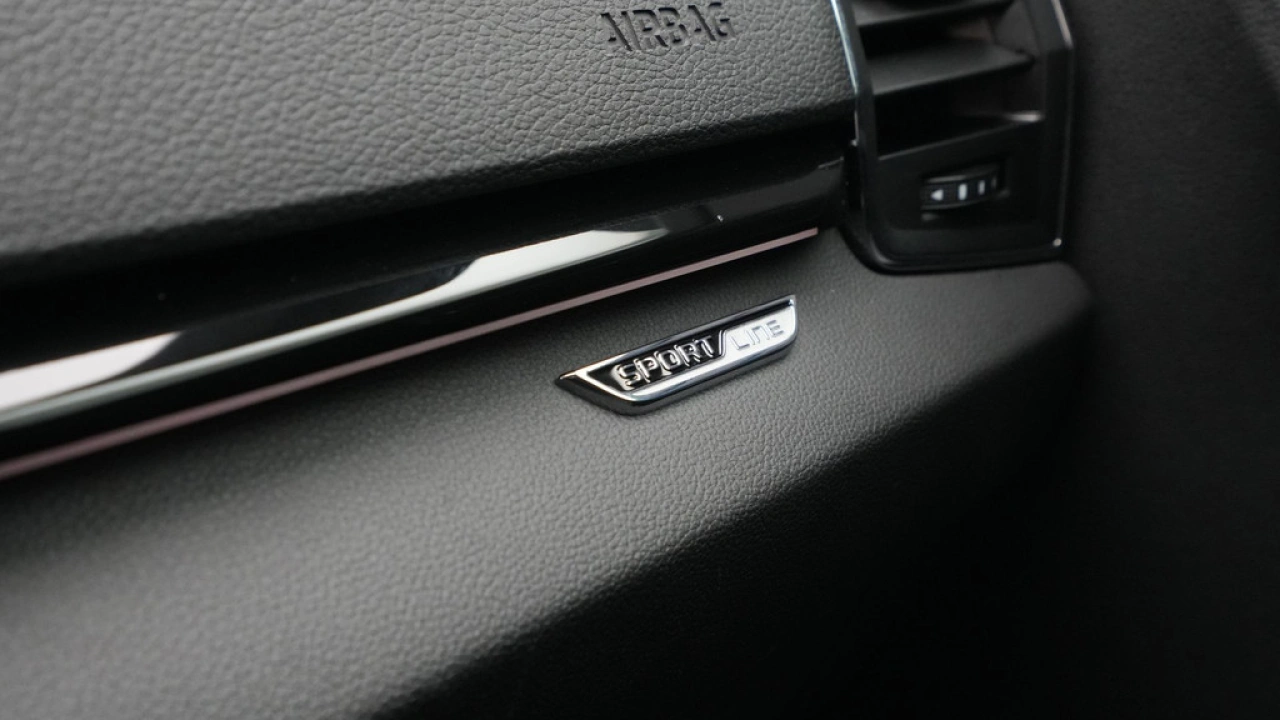 Škoda Karoq 1.5 TSI ACT 150pk Sportline Business