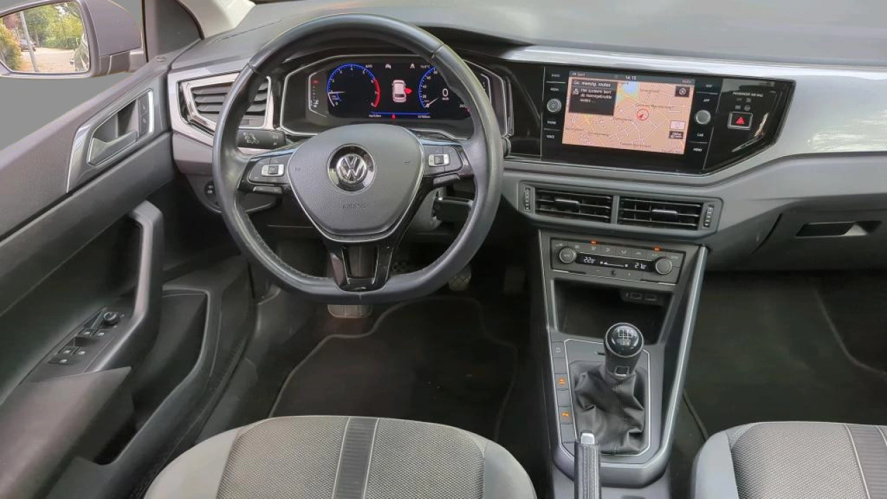 Volkswagen Polo 1.0 TSI Highline R Line Executive Advance