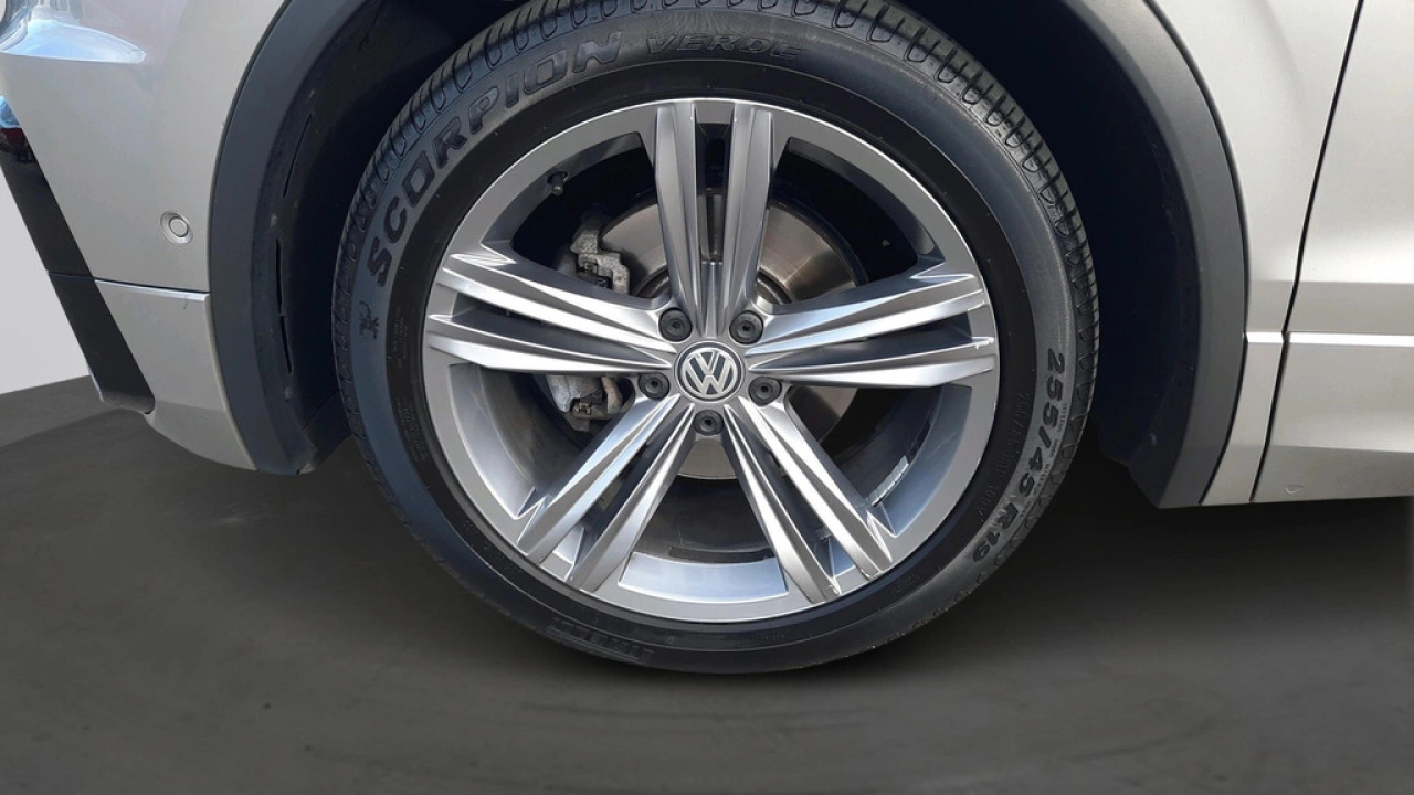 Volkswagen Tiguan 1.5 TSI 150pk Automaat Highline Business R Advance