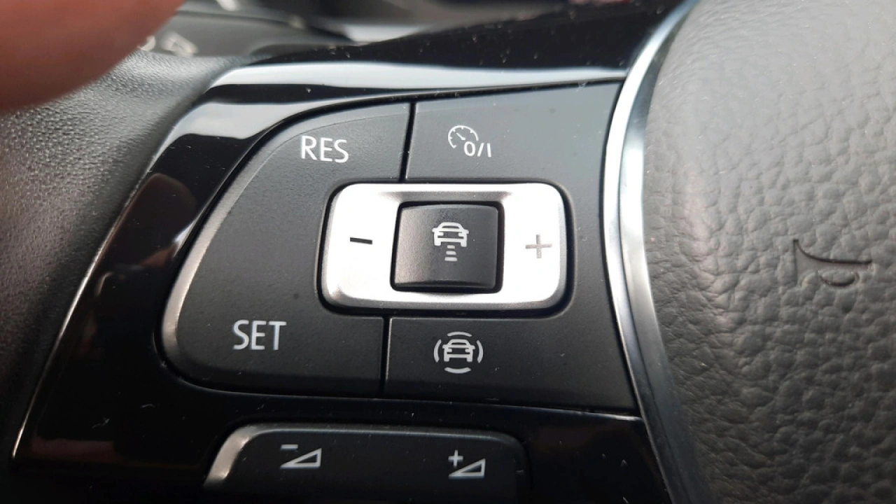 Volkswagen Tiguan 1.5 TSI 150pk Automaat Highline Business R Advance