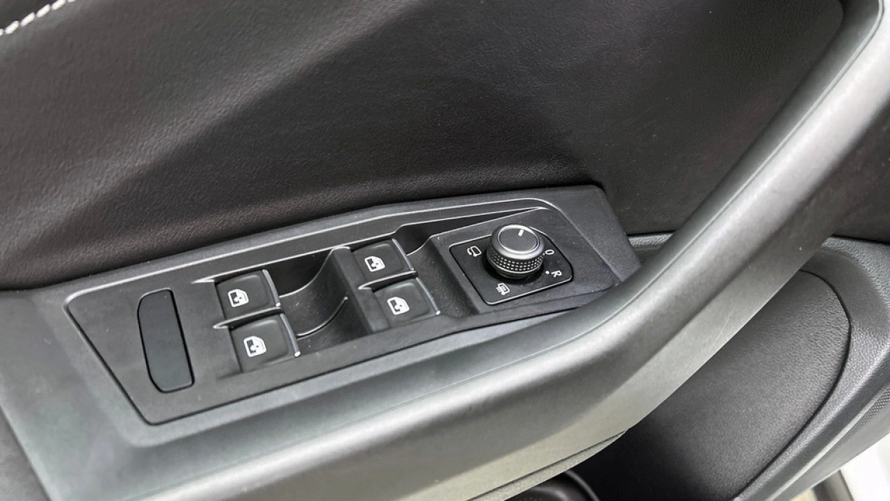 Volkswagen T-Roc Cabrio 1.5 TSI 150pk Automaat R-Line Black Style