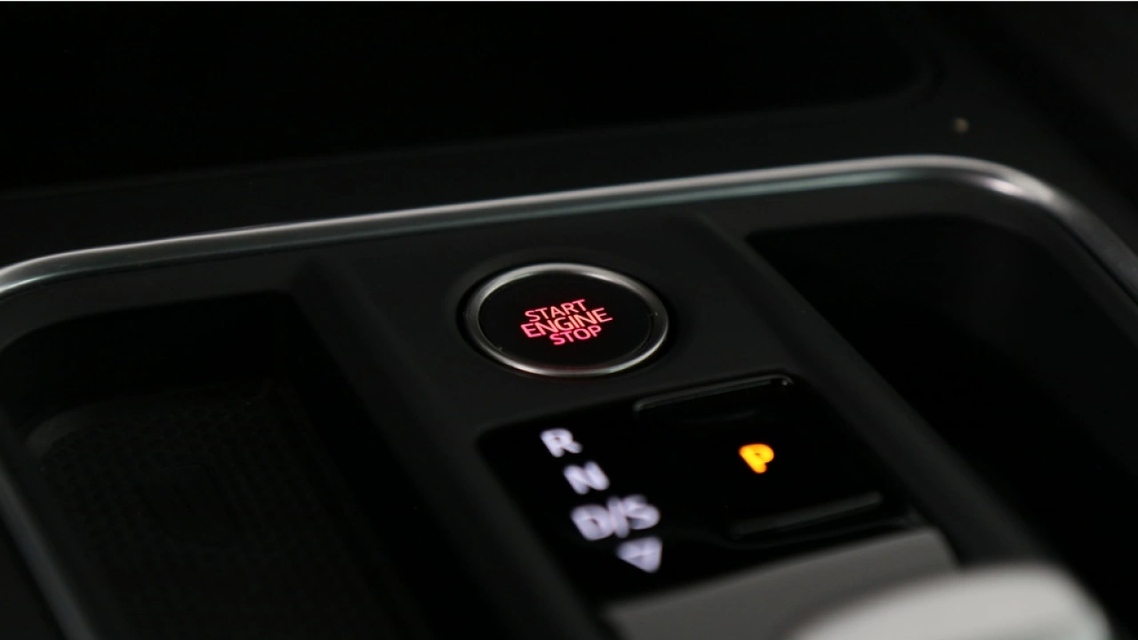 SEAT Leon Sportstourer 1.5 eTSI FR Business Intense