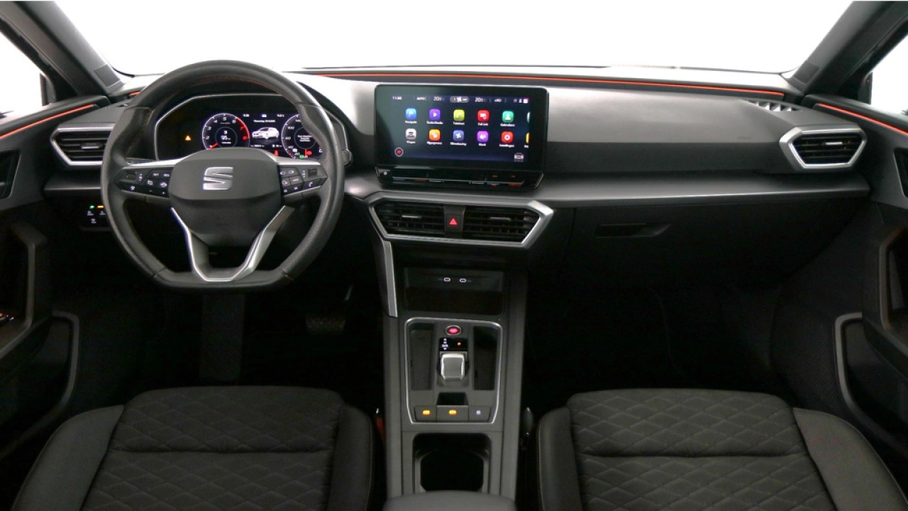 SEAT Leon Sportstourer 1.5 eTSI FR Business Intense