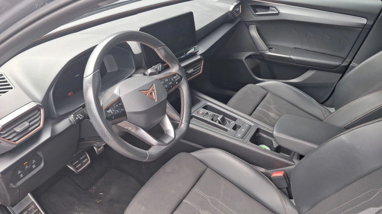 CUPRA Leon Sportstourer 1.4 e-Hybrid 245pk VZ Business DSG