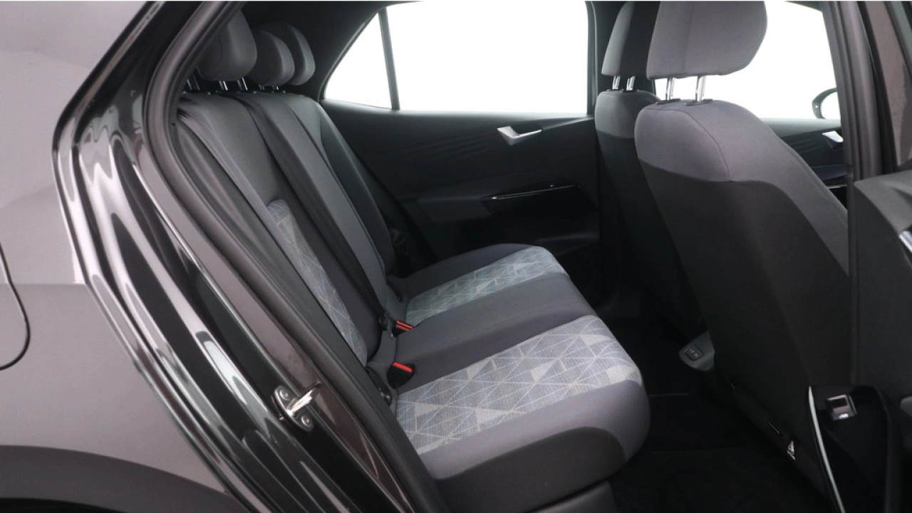 Volkswagen ID.3 Life 58 kWh 204pk Navigatie