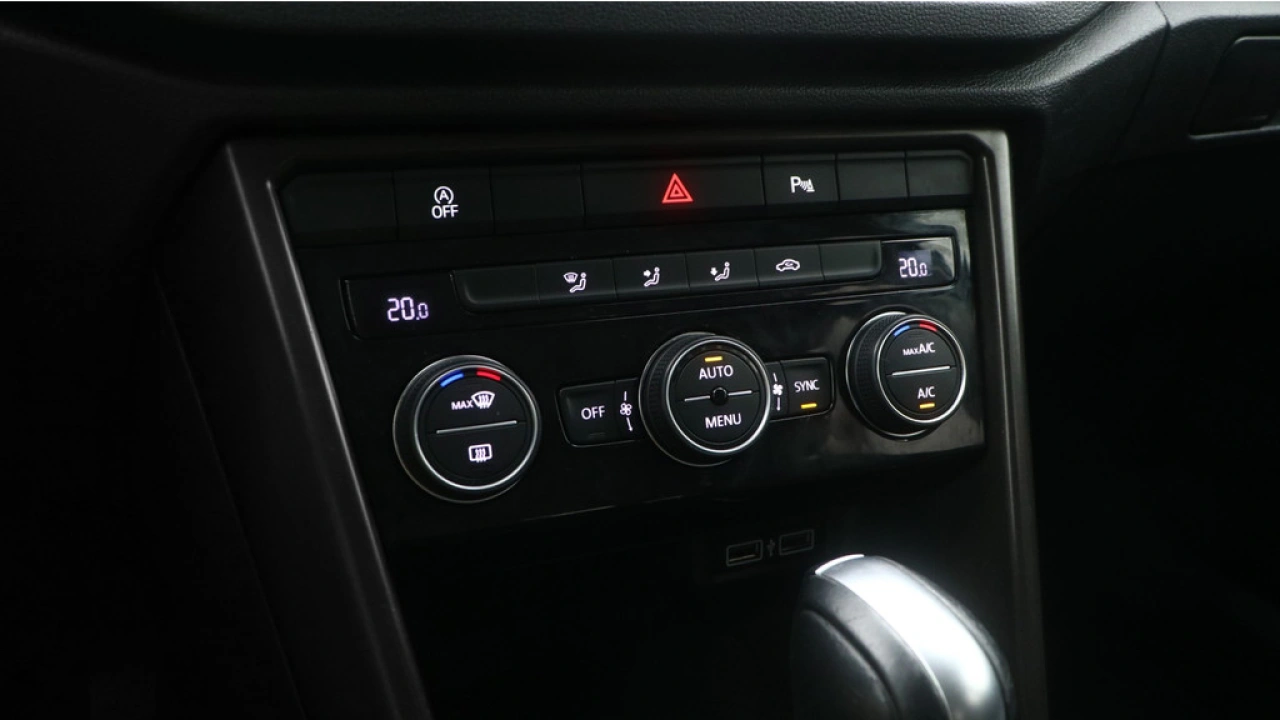 Volkswagen T-Roc 1.5 TSI 150pk DSG Style Navigatie camera