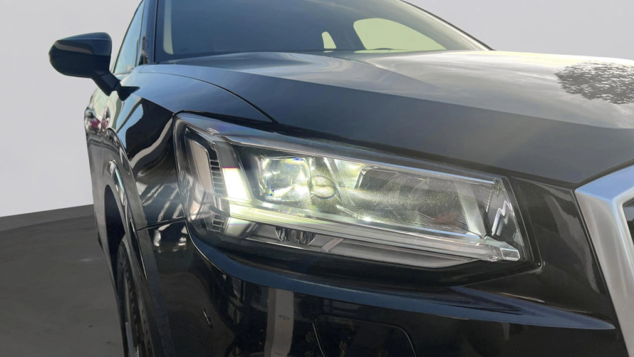 Audi Q2 30 TFSI 116PK #limited / Trekhaak / PDC V+A / 18''