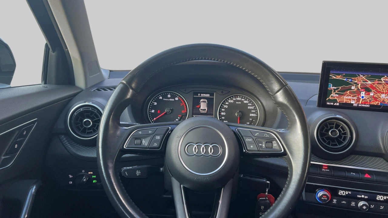 Audi Q2 30 TFSI 116PK #limited / Trekhaak / PDC V+A / 18''