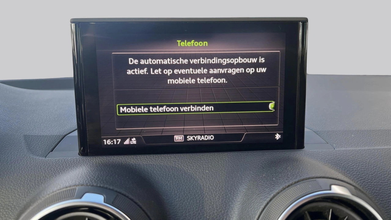 Audi Q2 30 TFSI 116PK #limited / Trekhaak / PDC V+A / 18''