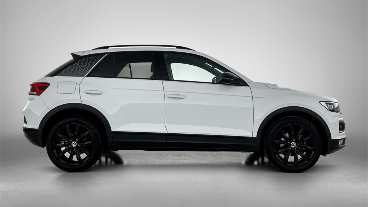 Volkswagen T-Roc 1.5 TSI 150pk Automaat Sport Black Style