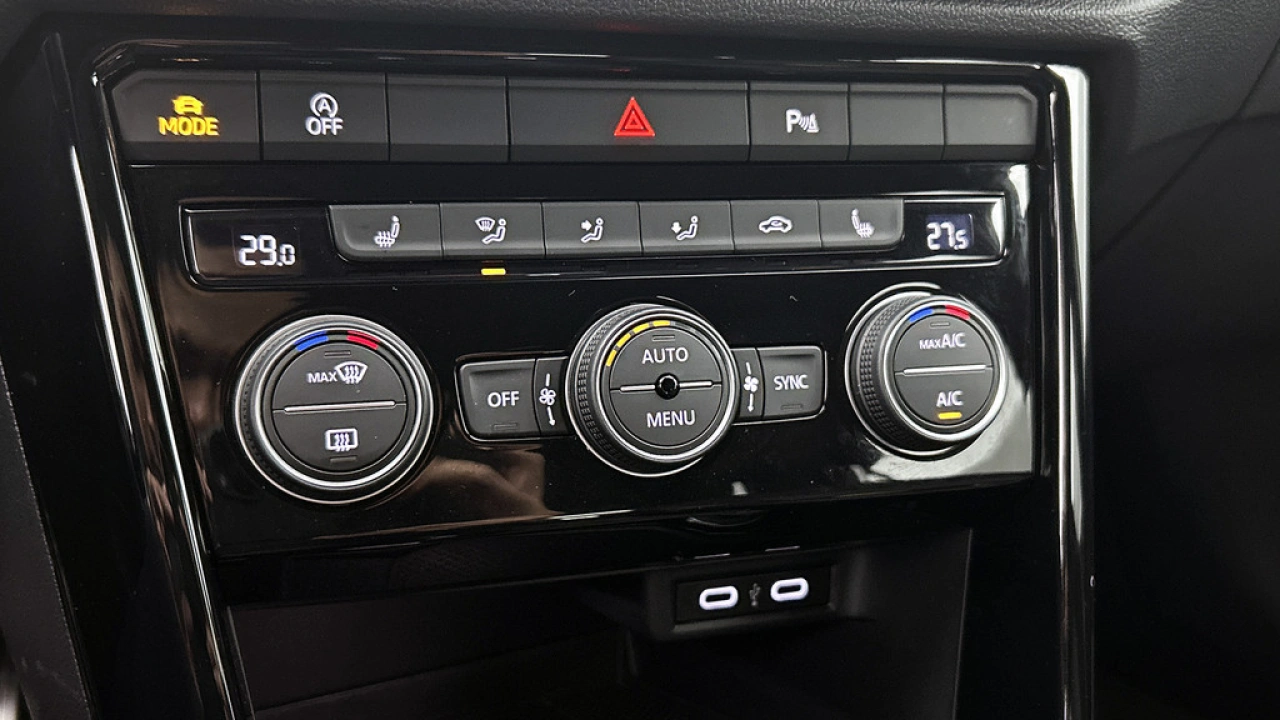 Volkswagen T-Roc 1.5 TSI 150pk Automaat Sport Black Style