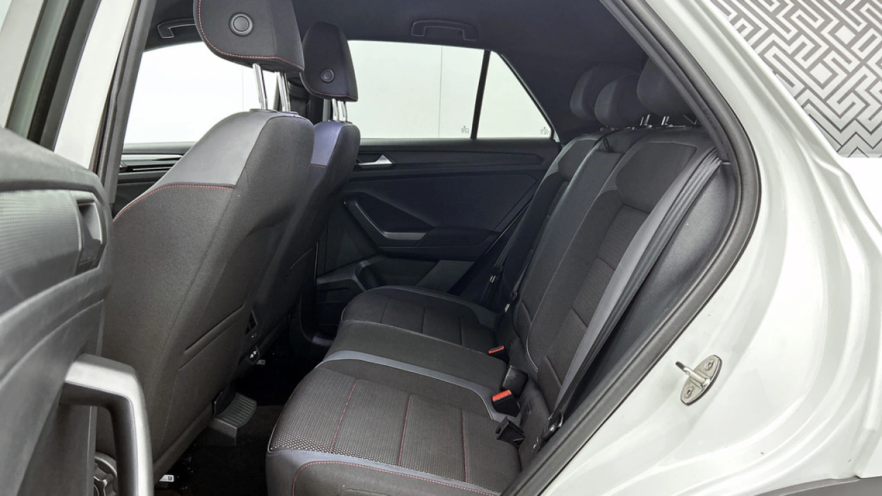 Volkswagen T-Roc 1.5 TSI 150pk Automaat Sport Black Style