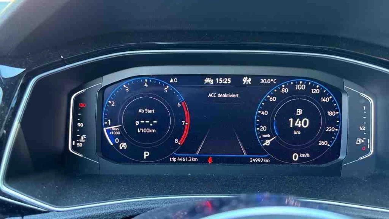 Volkswagen T-Roc 1.5 TSI 150pk Automaat Sport Black Style
