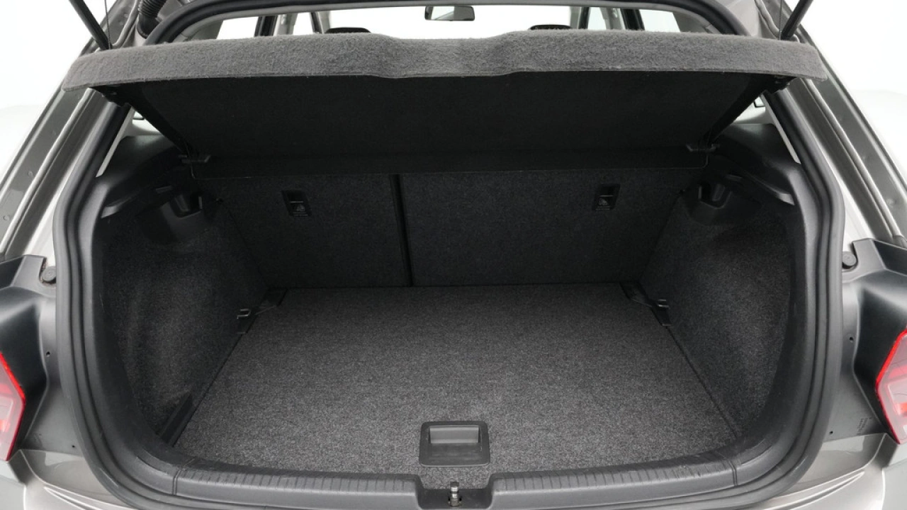 Volkswagen Polo 1.0 TSI Comfortline Business