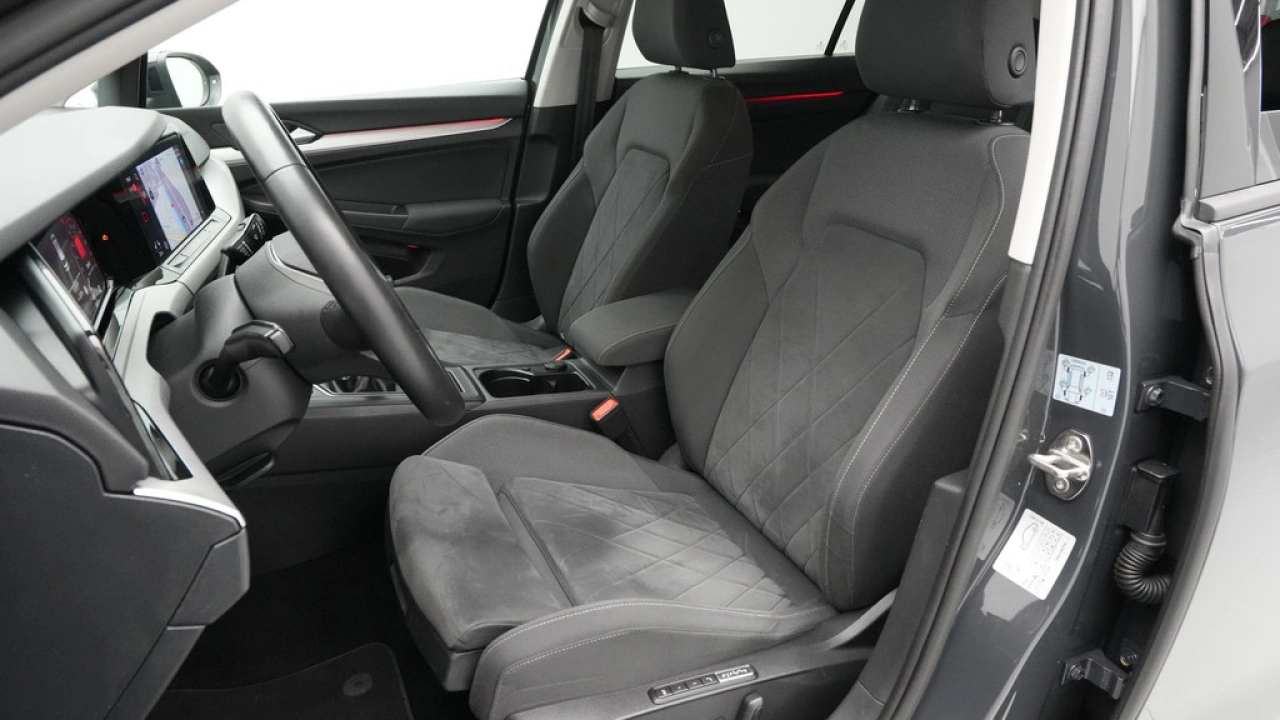 Volkswagen GOLF Variant 1.0 TSI Life Business